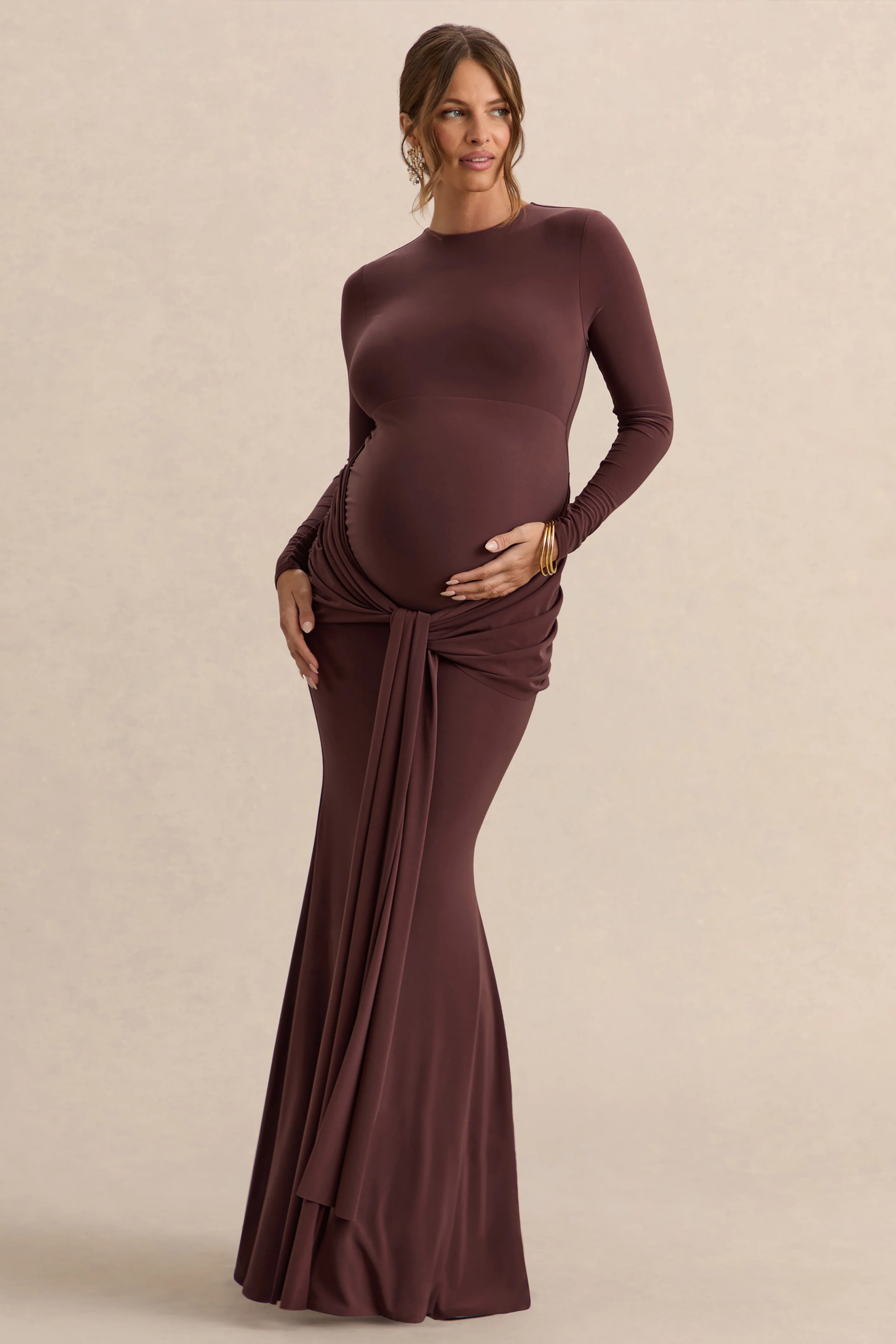 Aveny | Brown Crew-Neck Maternity Maxi Dress With Ruched-Detailing And Sash - Image 6