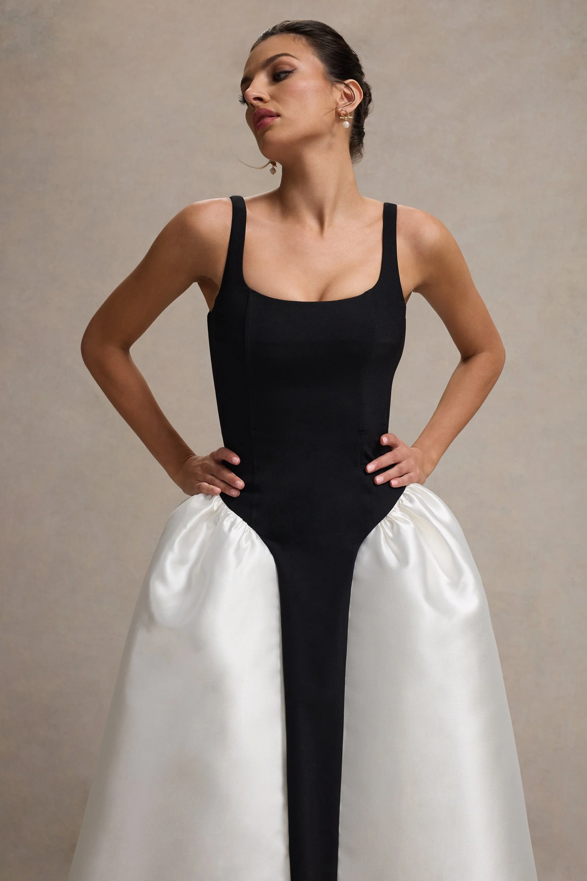Christie | Black and Cream Scoop-Neck Midi Dress With Volume Skirt - Image 3