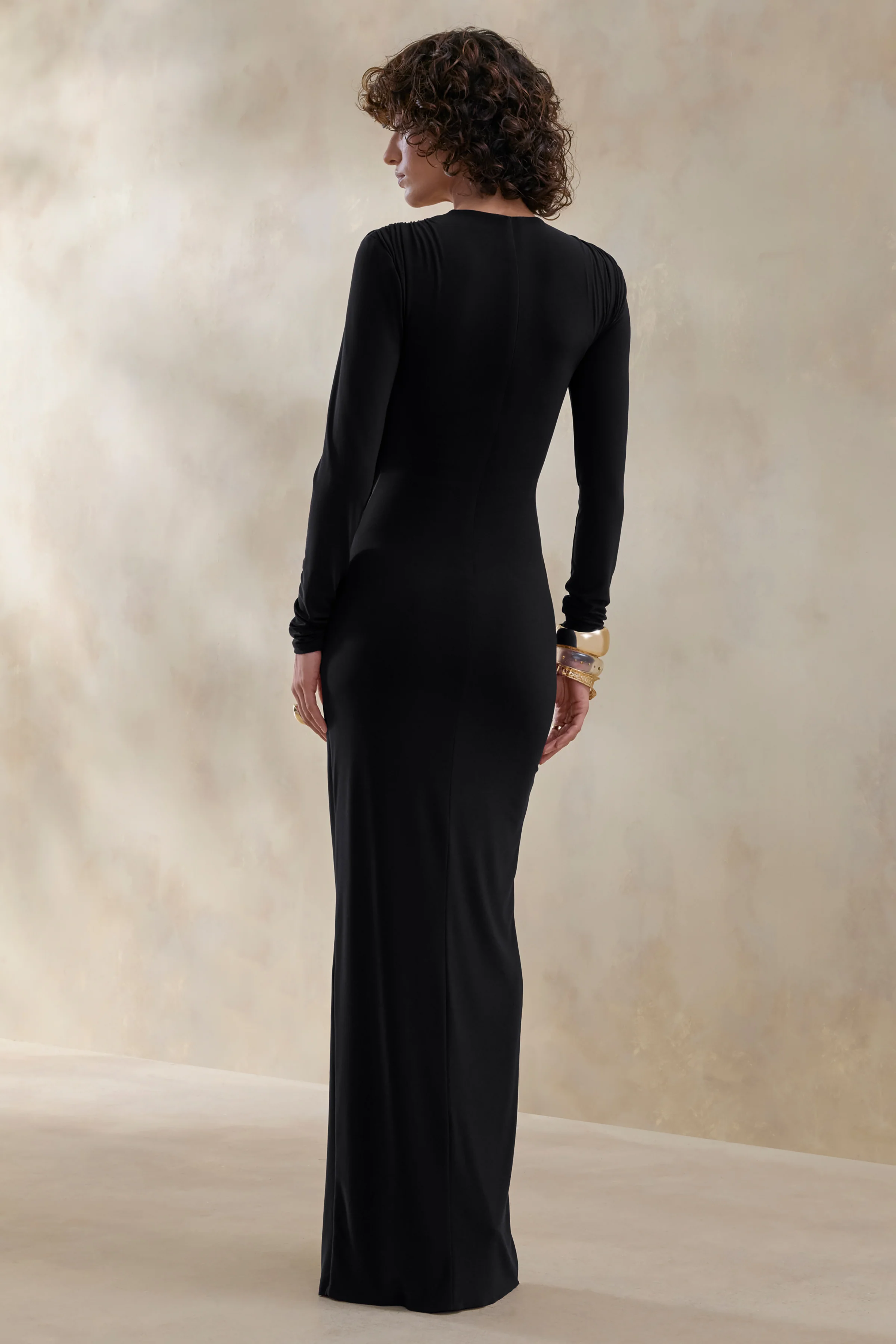 Desirelle | Black Crew-Neck Maxi Dress With Gathered-Detailing - Image 2