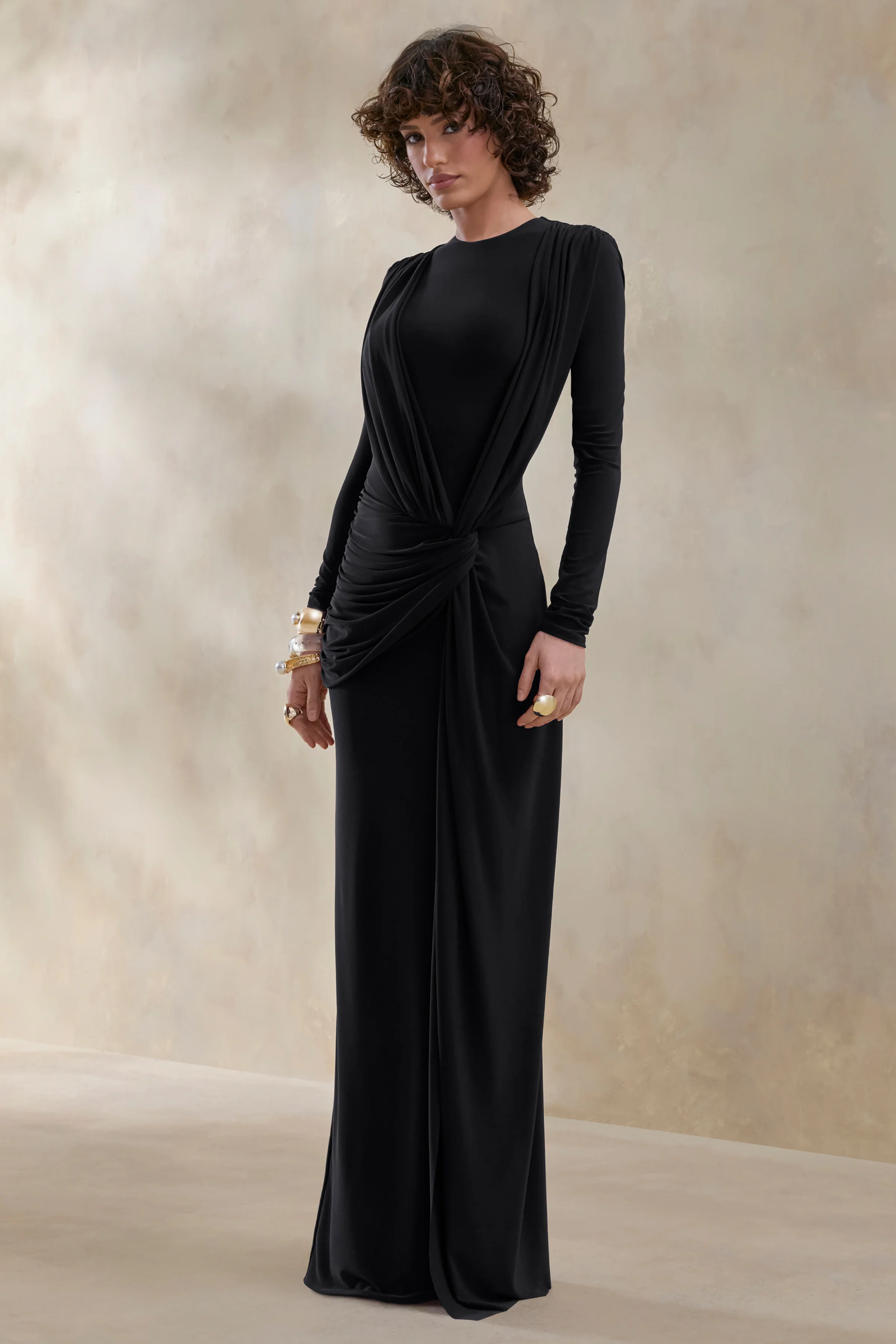 Desirelle | Black Crew-Neck Maxi Dress With Gathered-Detailing - Image 5