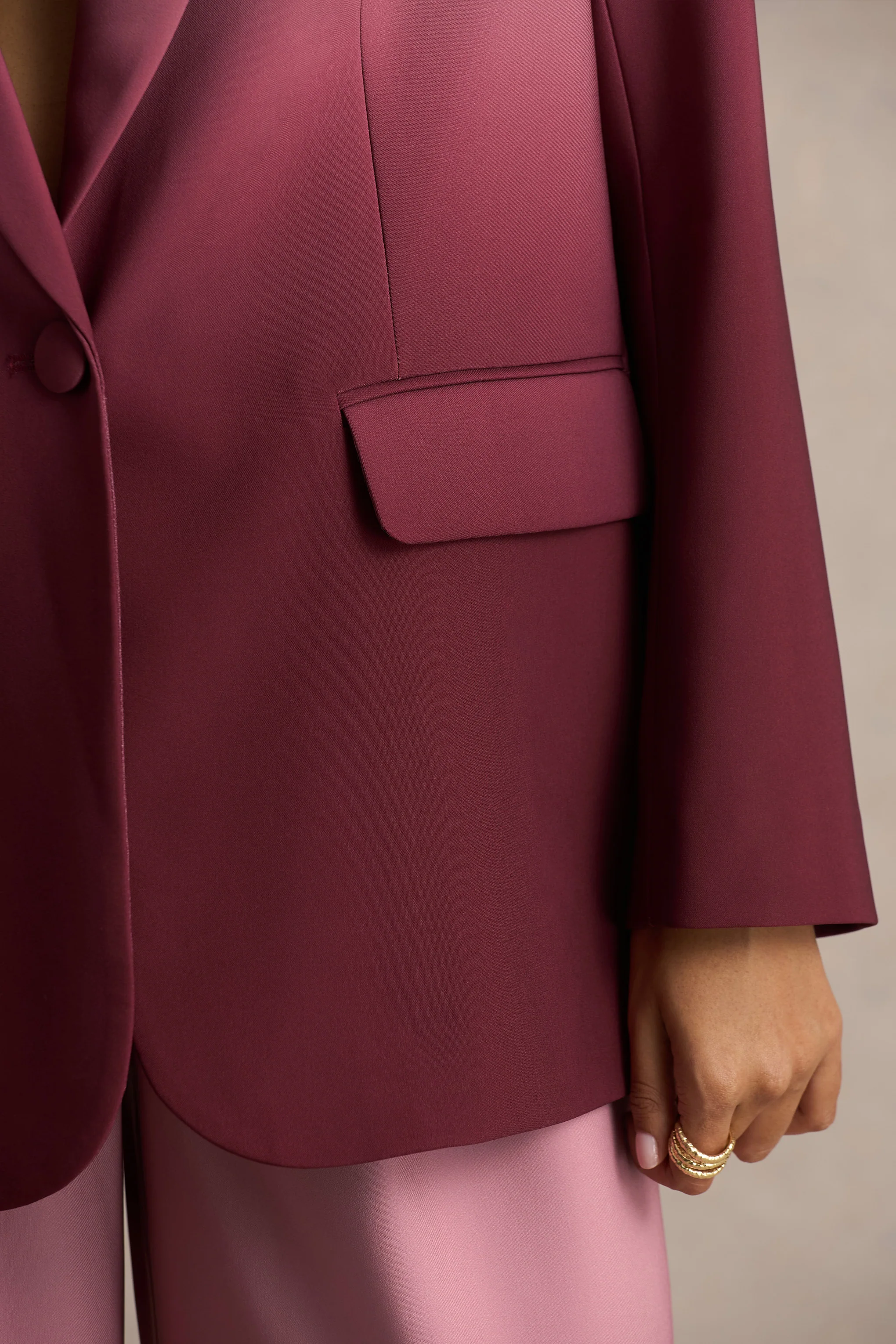 Enya | Cherry Ombre Plunge-Neck Satin Blazer - Image 8