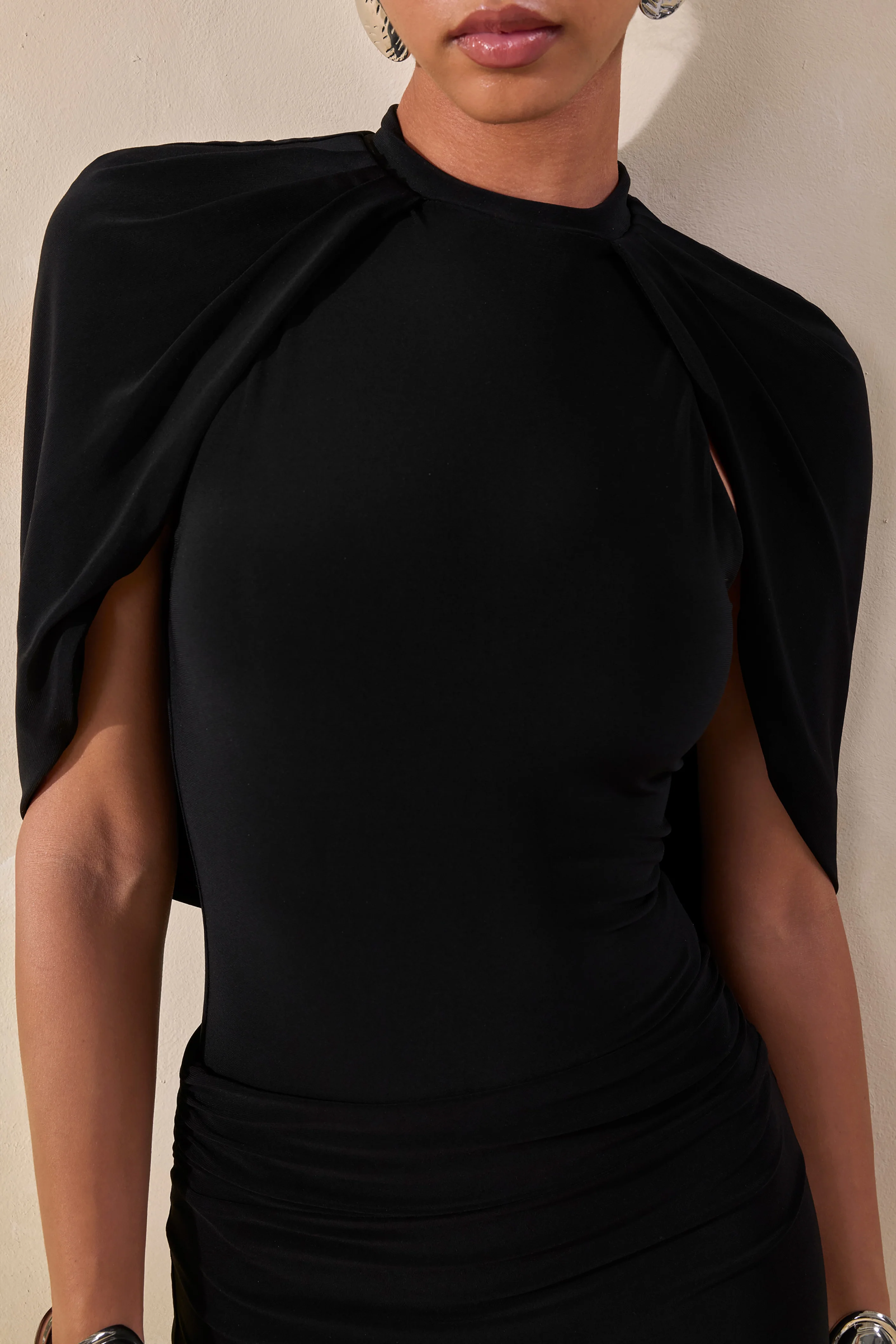 Evonne | Black Round-Neck Thong Bodysuit With Cape Sleeves - Image 4