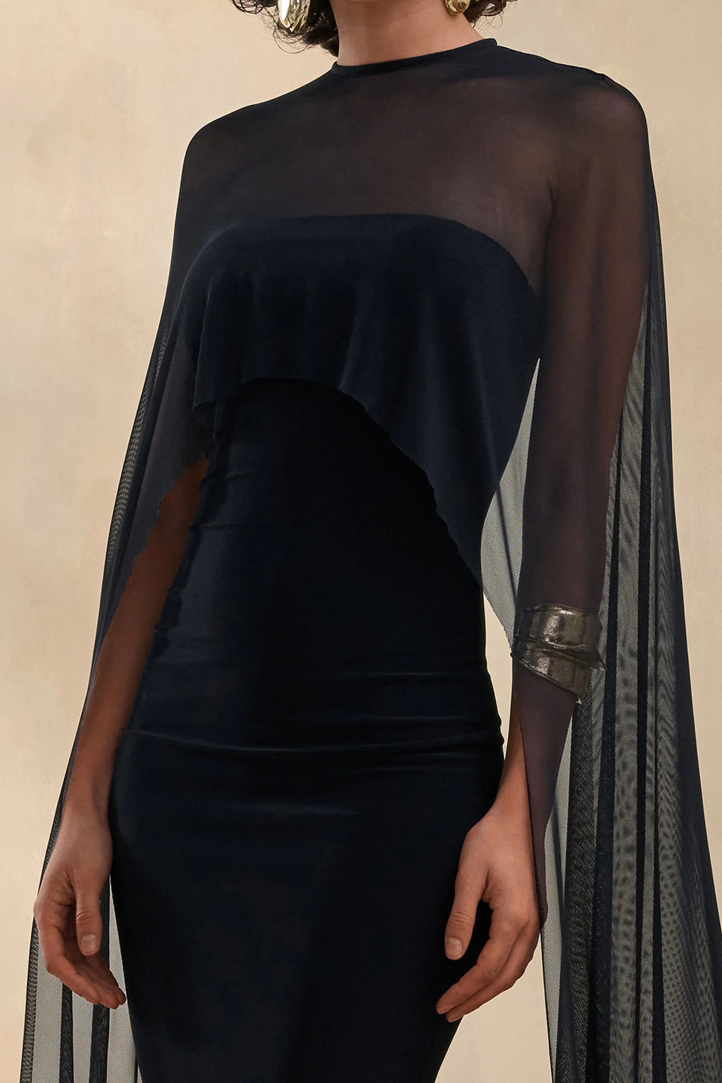 Filippa | Black Crew-Neck Midi Dress With Sheer Cape-Sleeves - Image 5