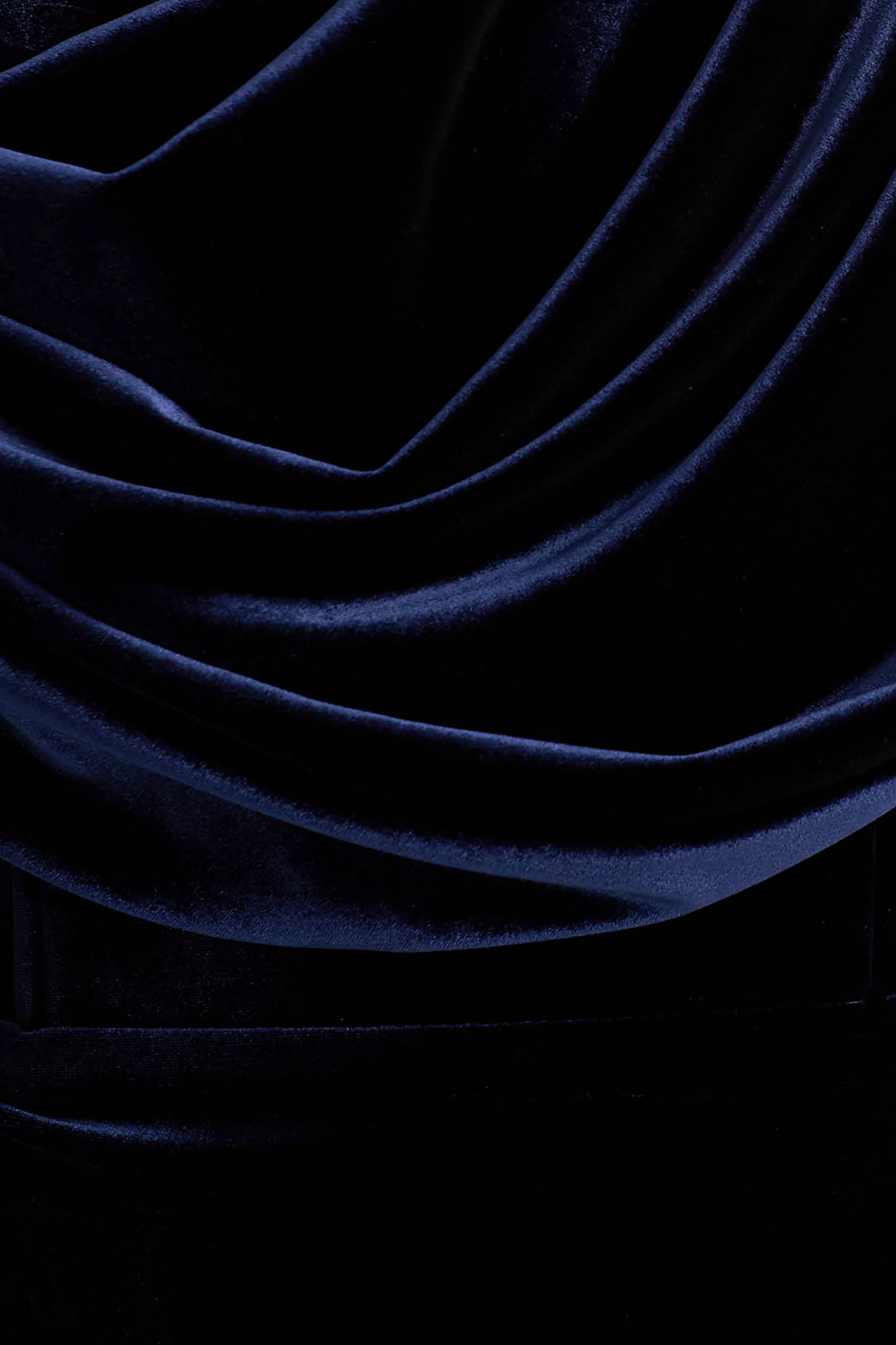 High End | Navy Velvet Asymmetric-Neck Midi Dress With Draped Detailing - Image 6