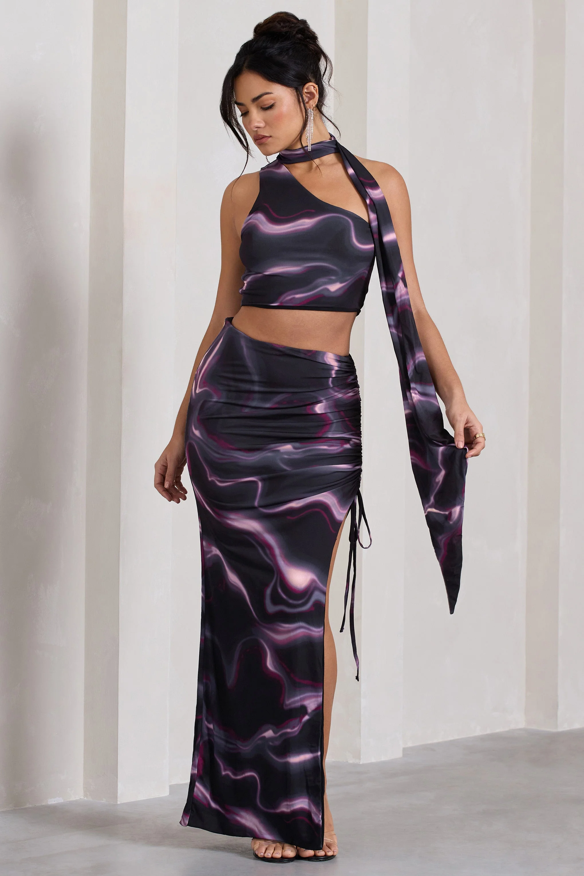 In The Air | Black Printed Ruched Asymmetric High-Waisted Maxi Skirt - Image 5