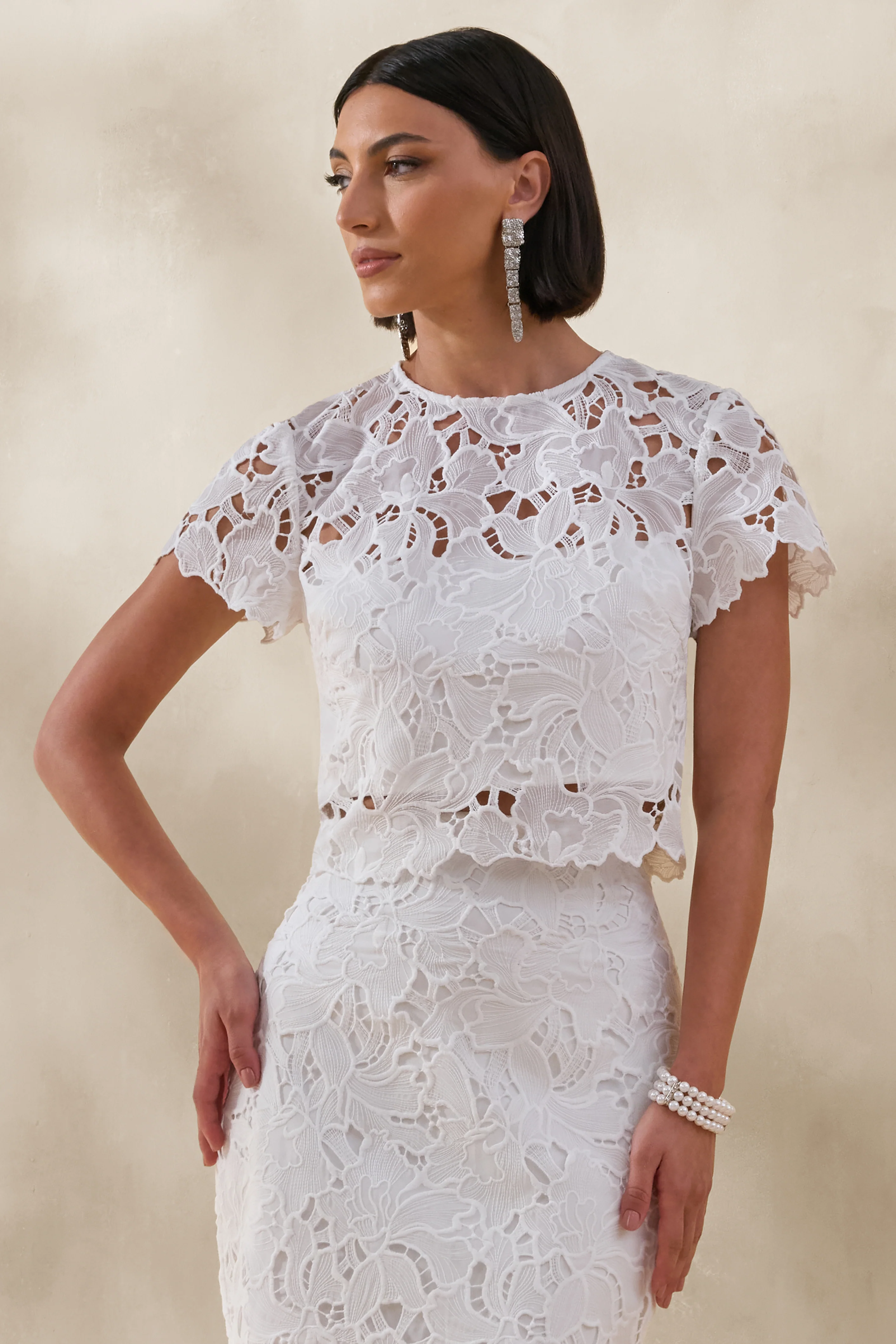 Ina | White Lace Crew-Neck Crop-Top - Image 4