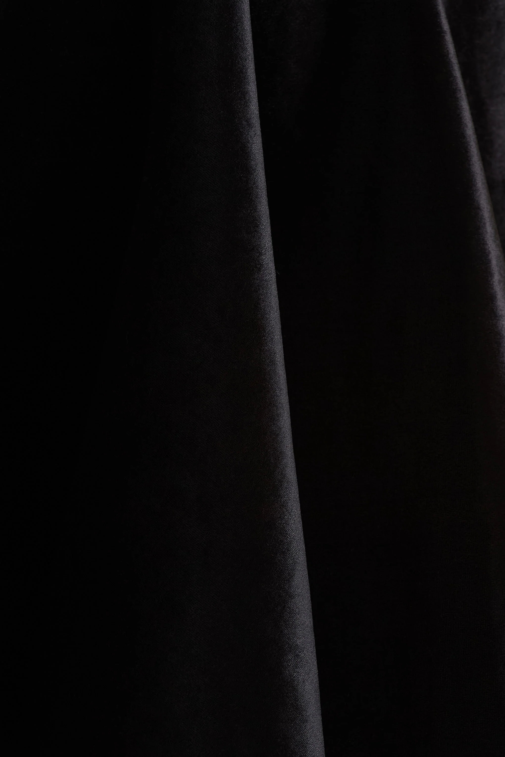 Keeley | Black Asymmetric-Neck Velvet Mini Dress With Bow Detail - Image 5