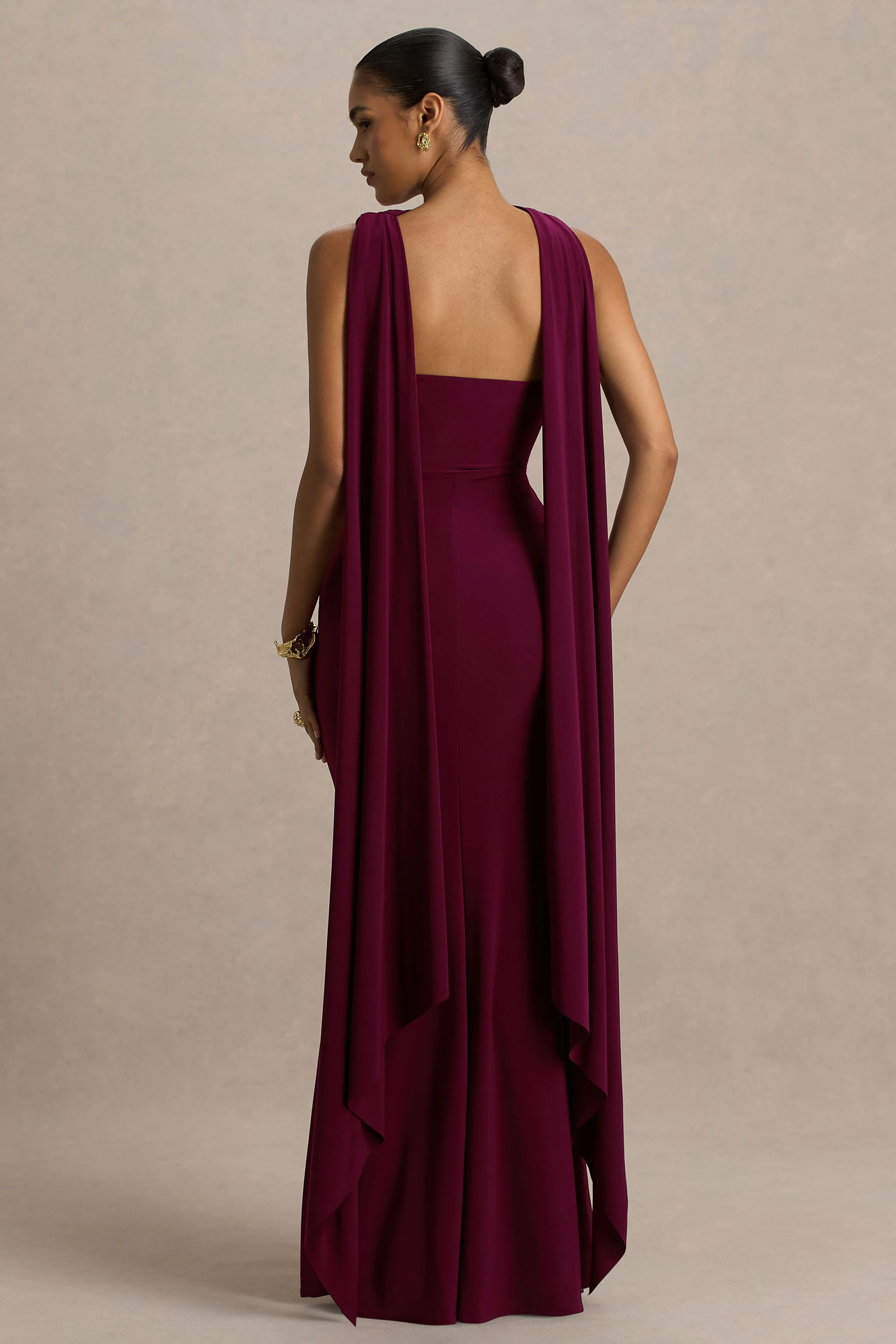 Leila | Burgundy Sweetheart Maxi Dress With Scarf - Image 2