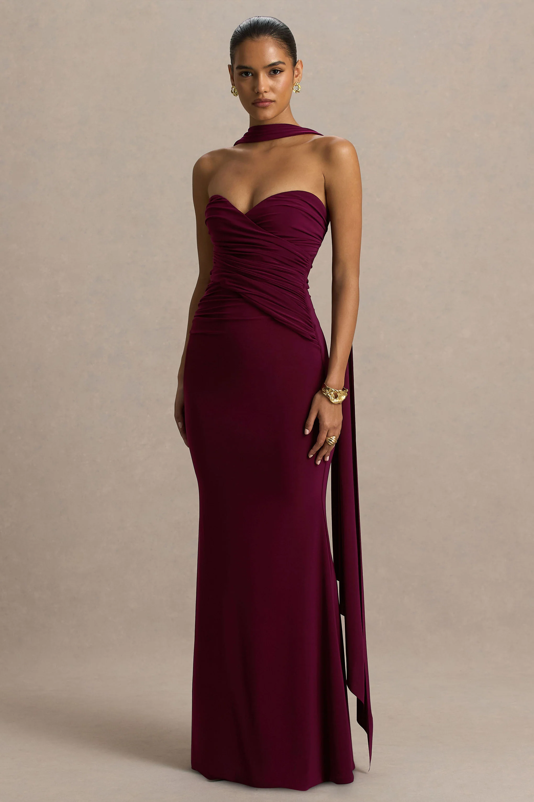 Leila | Burgundy Sweetheart Maxi Dress With Scarf - Image 5