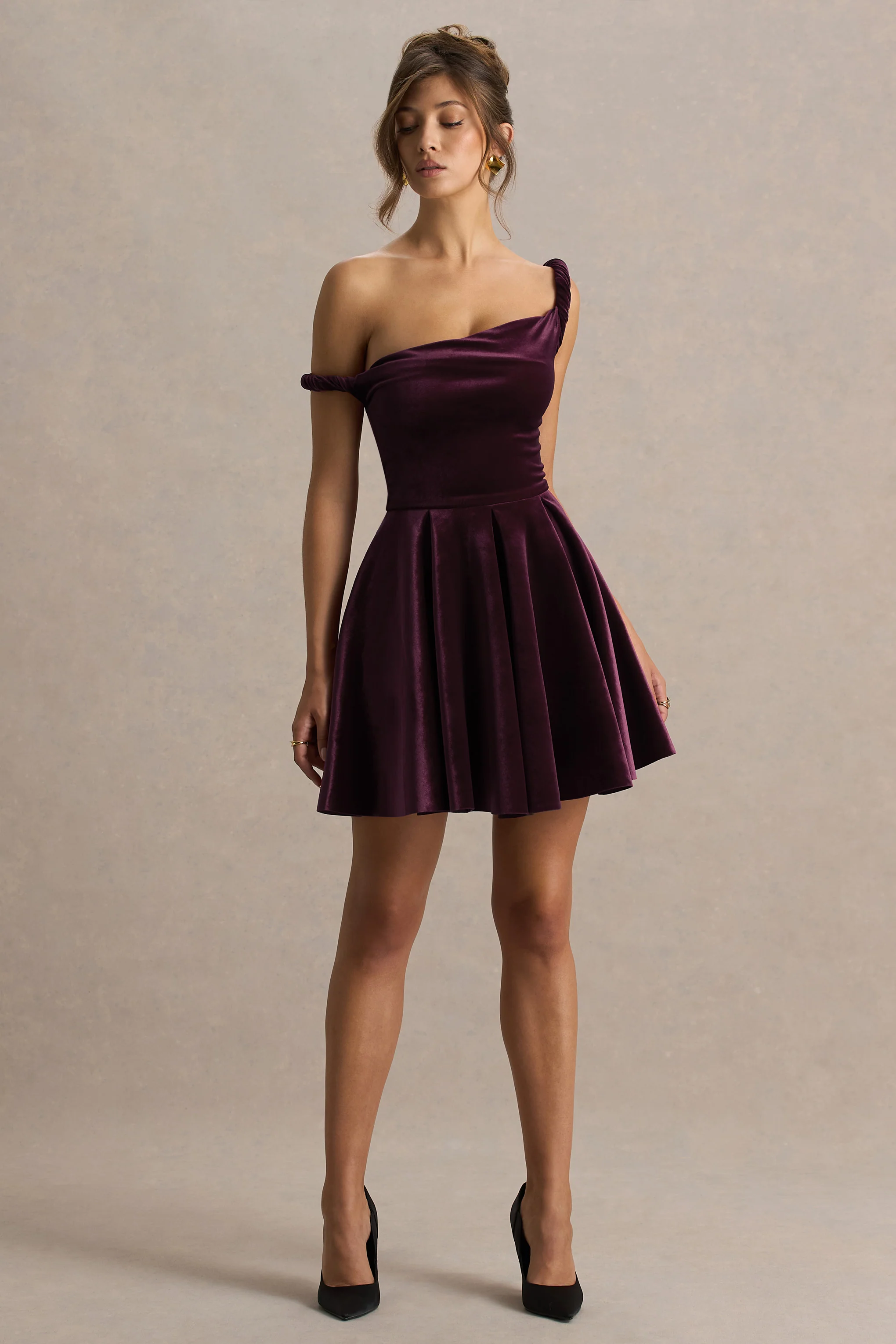 Leticia | Burgundy Velvet Asymmetric-Neck Velvet Mini Dress With Twist-Sleeve - Image 4