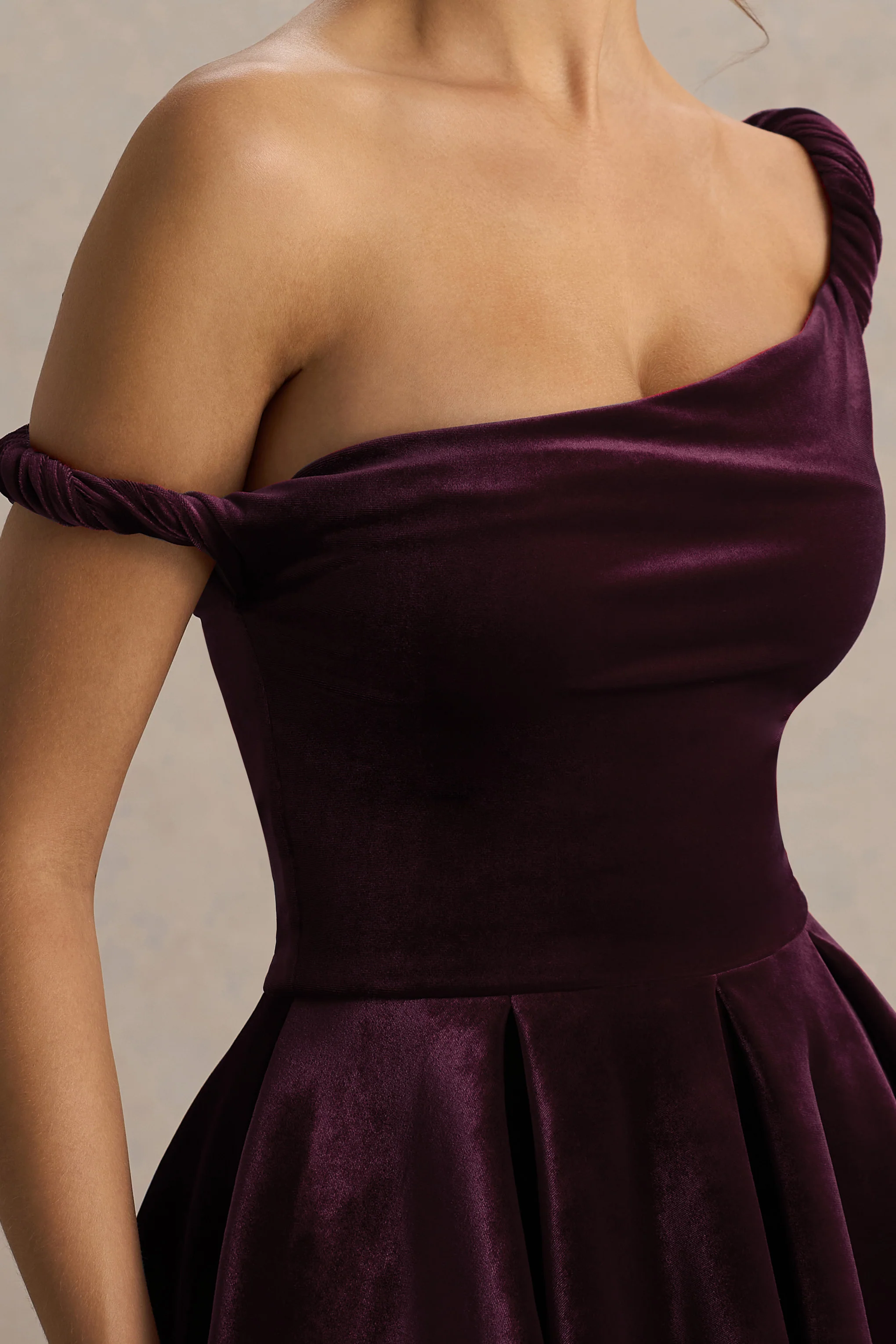 Leticia | Burgundy Velvet Asymmetric-Neck Velvet Mini Dress With Twist-Sleeve - Image 6