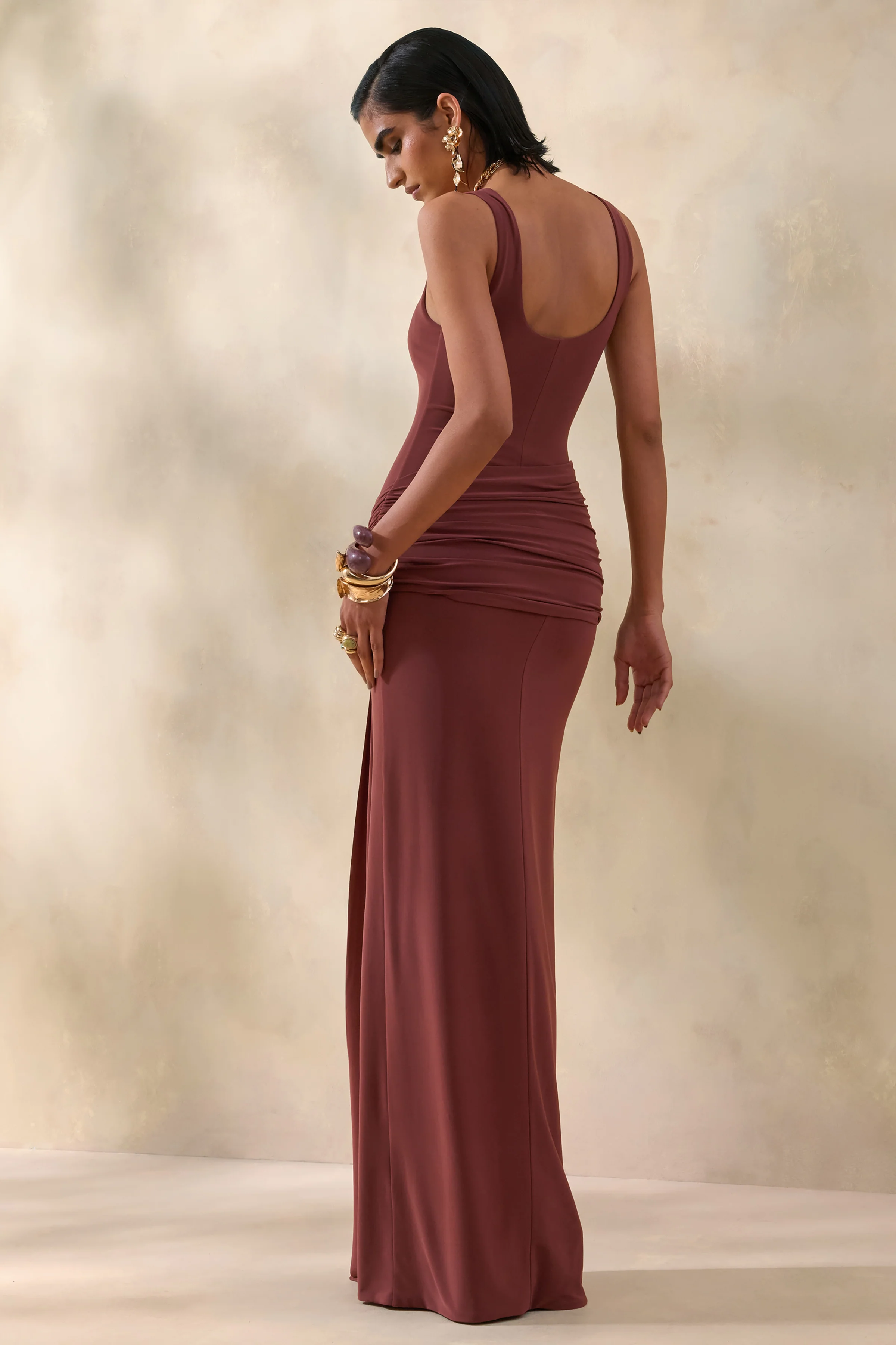 Lienna | Brown Scoop-Neck Maxi Dress With Gathered-Detail And Sash - Image 2