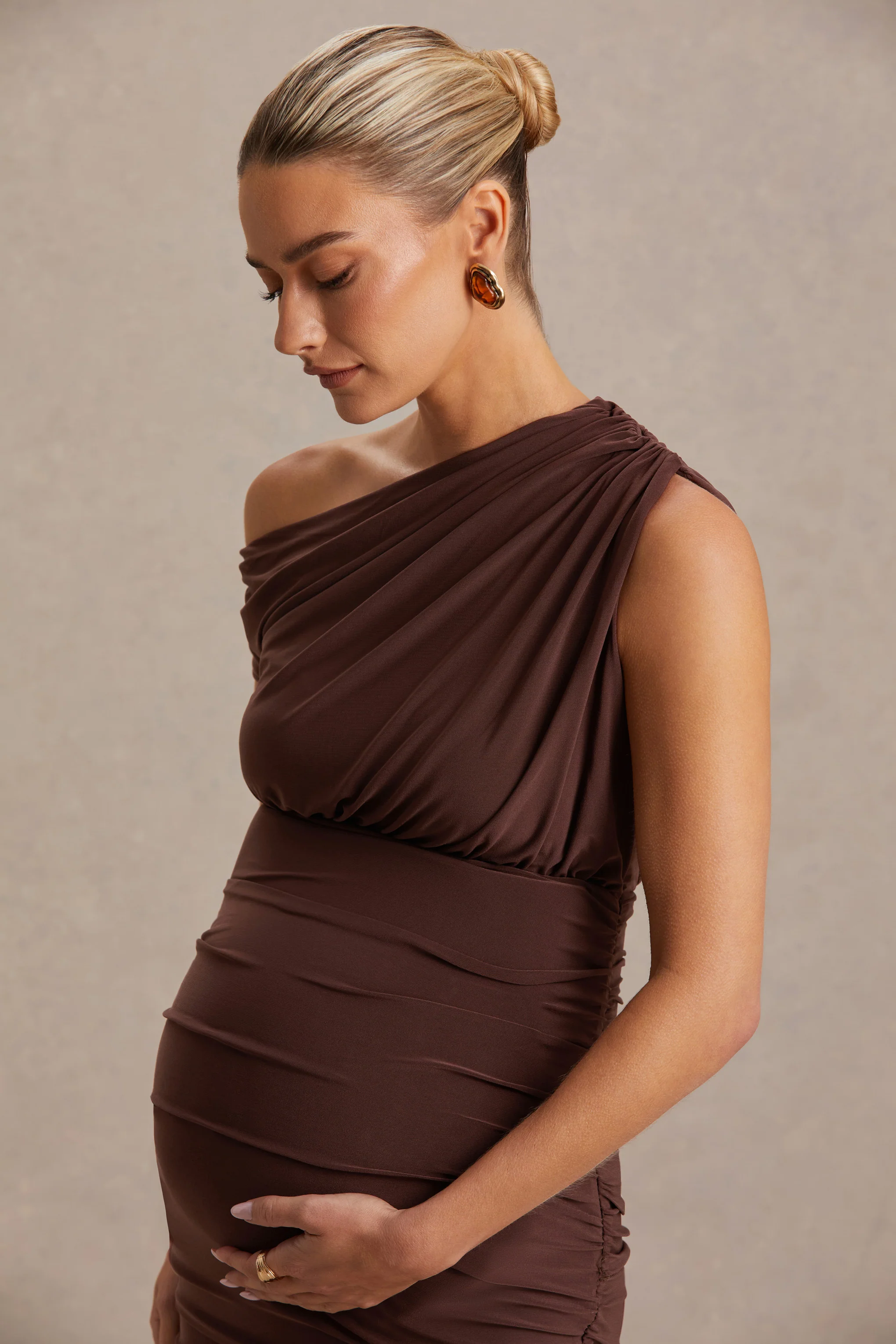 Linnea | Brown Asymmetric-Neck Maternity Midi Dress - Image 6