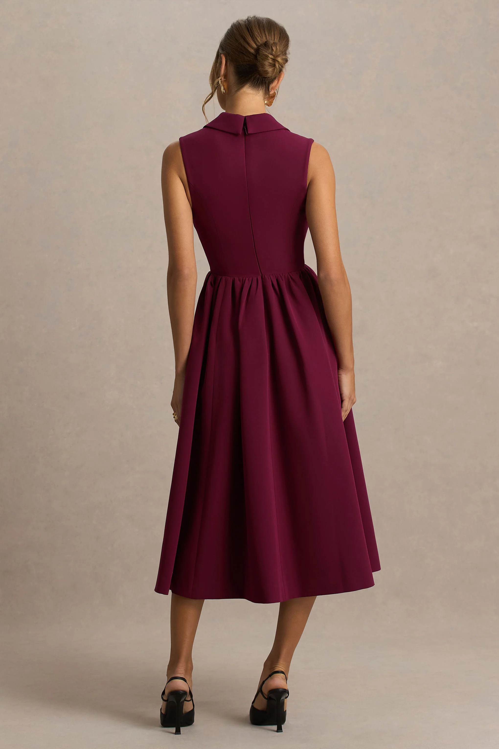 Lisa | Burgundy Plunge-Neck Tailored Midi Dress With Button-Detailing - Image 2