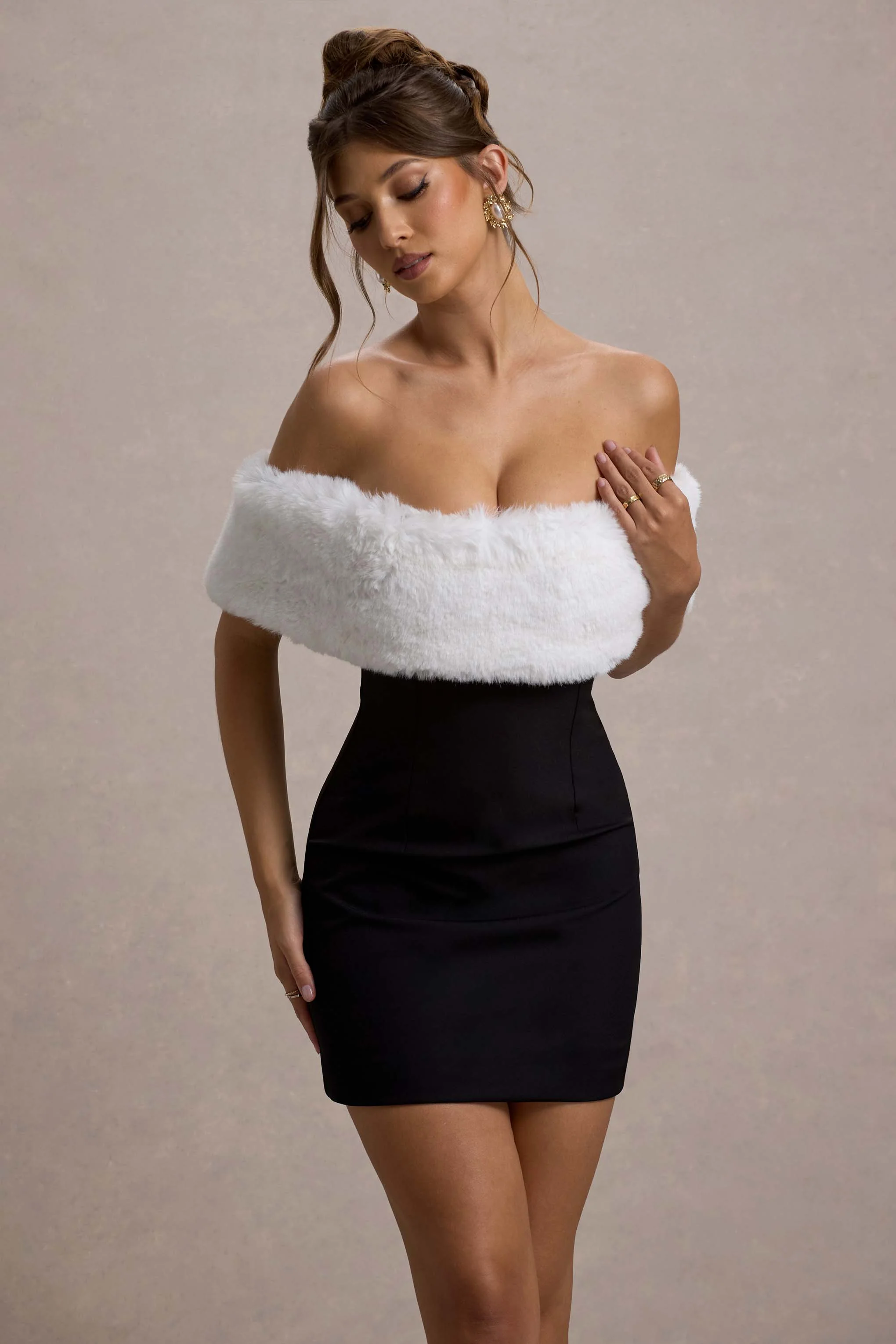 Little Luxe | Black Bardot Mini Dress With White Fur Trim - Image 3