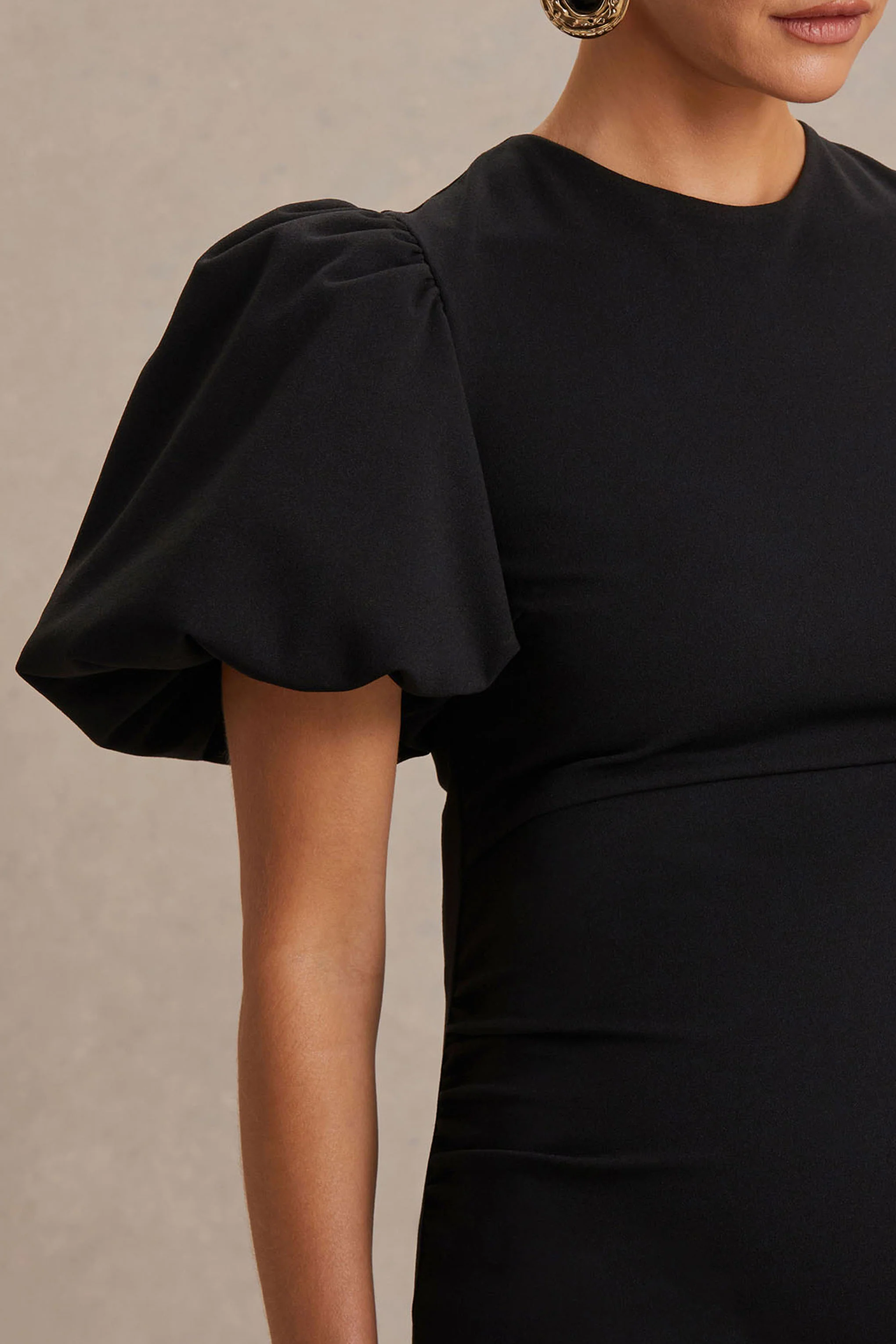 Luna | Black Crew-Neck Maternity Midi Dress With Puff-Sleeves - Image 3