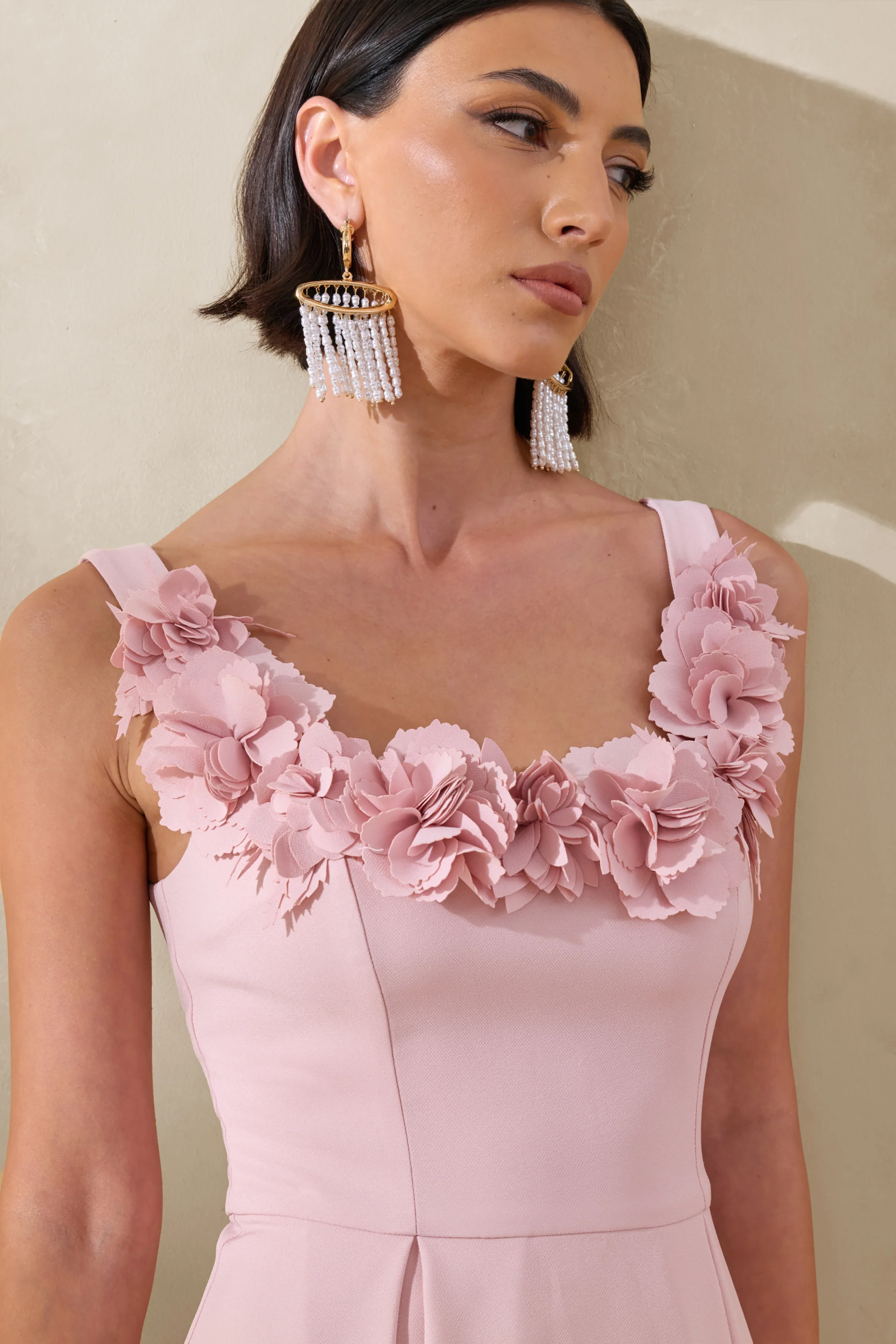 Maelle | Pink Scoop-Neck Midi Dress With Corsage Detailing - Image 3