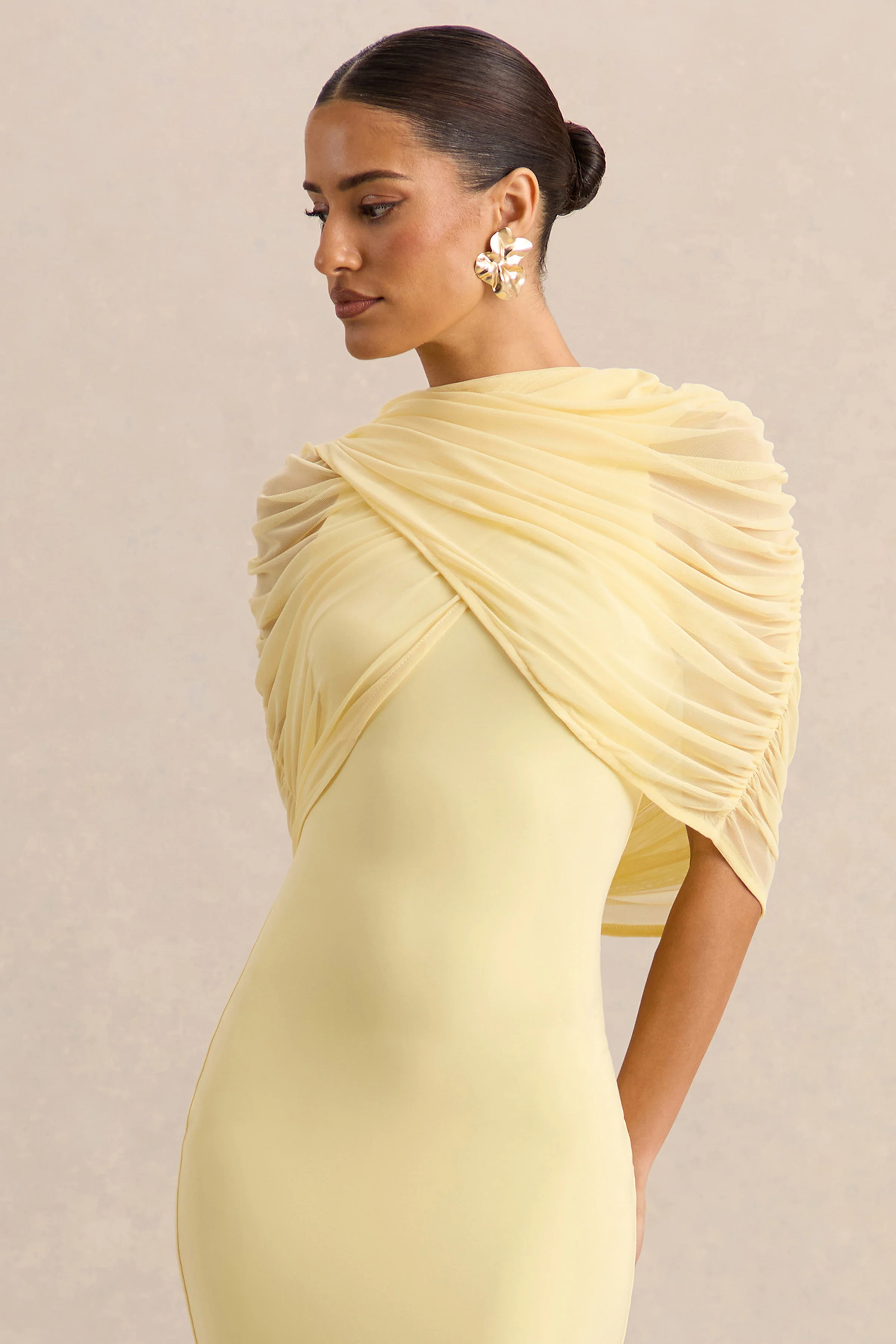 Magoria | Lemon Mesh Round-Neck Cape - Image 2