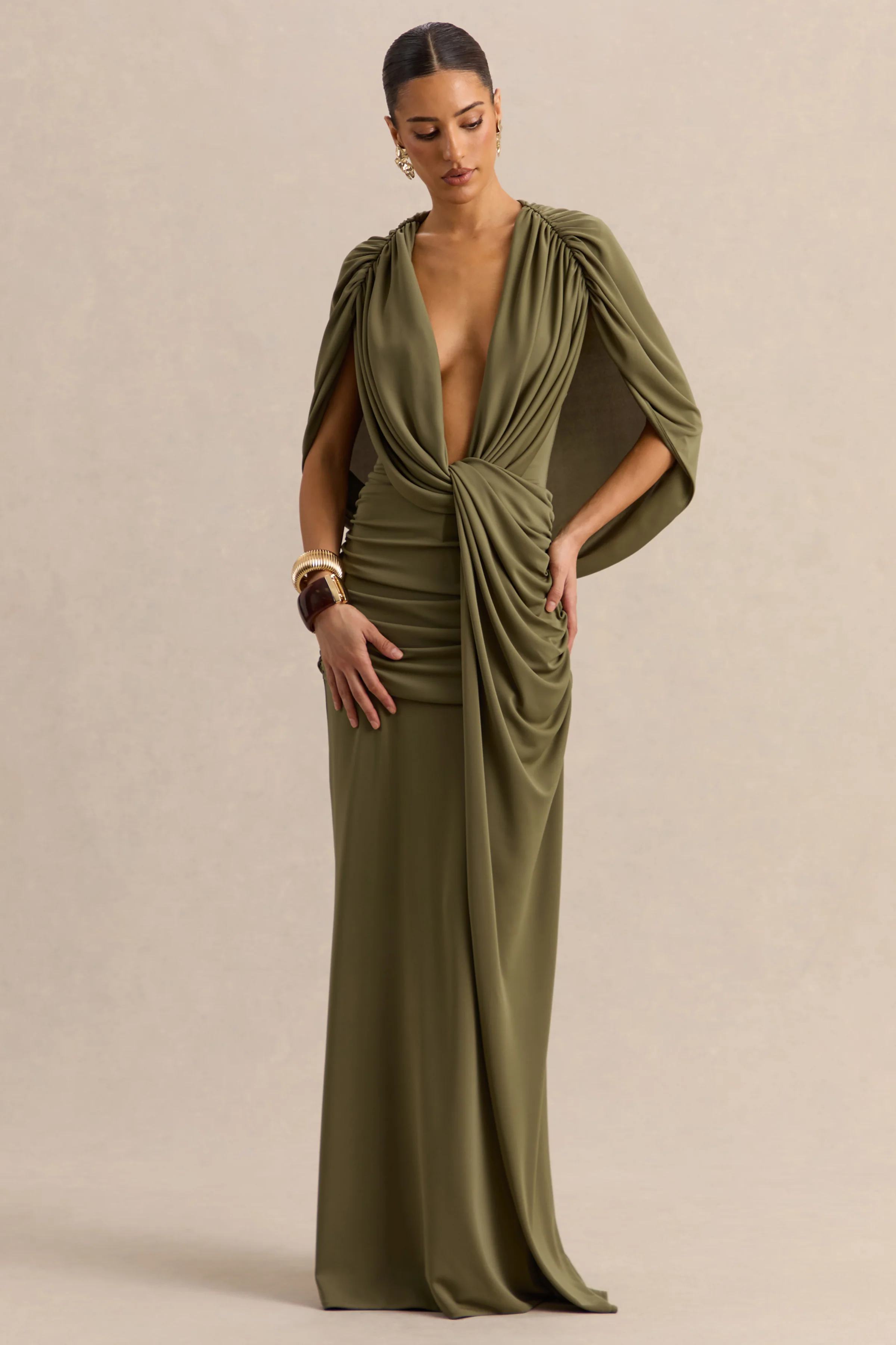 Marisea | Green Plunge-Neck Maxi Dress With Cape-Sleeves - Image 4