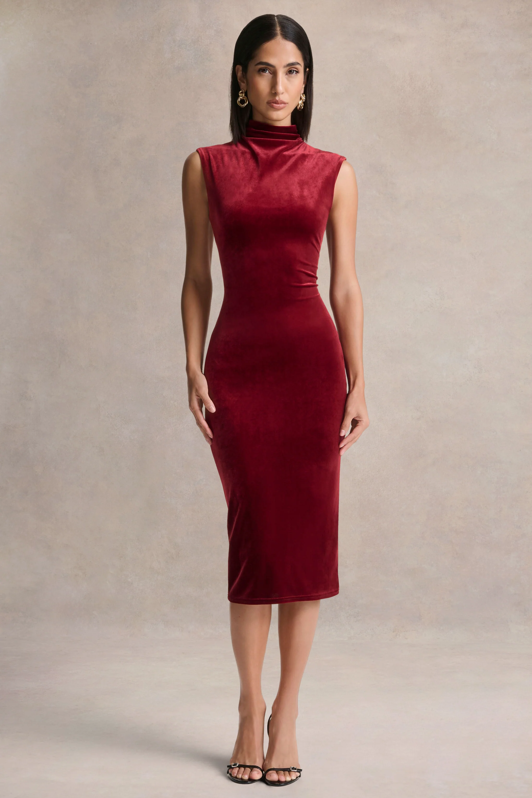 Nivina | Red Velvet High-Neck Midi Dress With Cap-Sleeves - Image 5