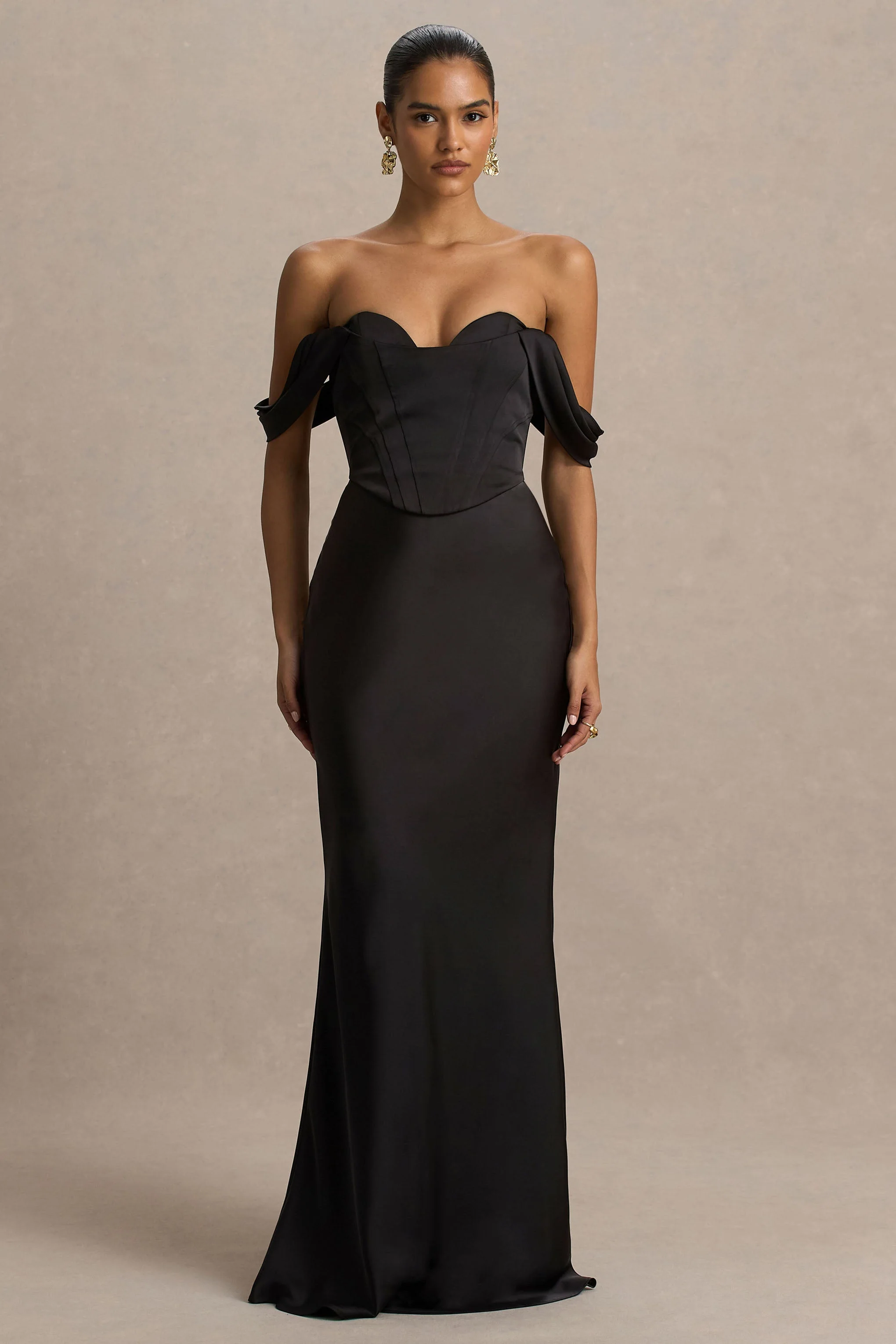 Perenna | Black Satin Sweetheart-Neck Maxi Dress With Draped-Sleeves - Image 4