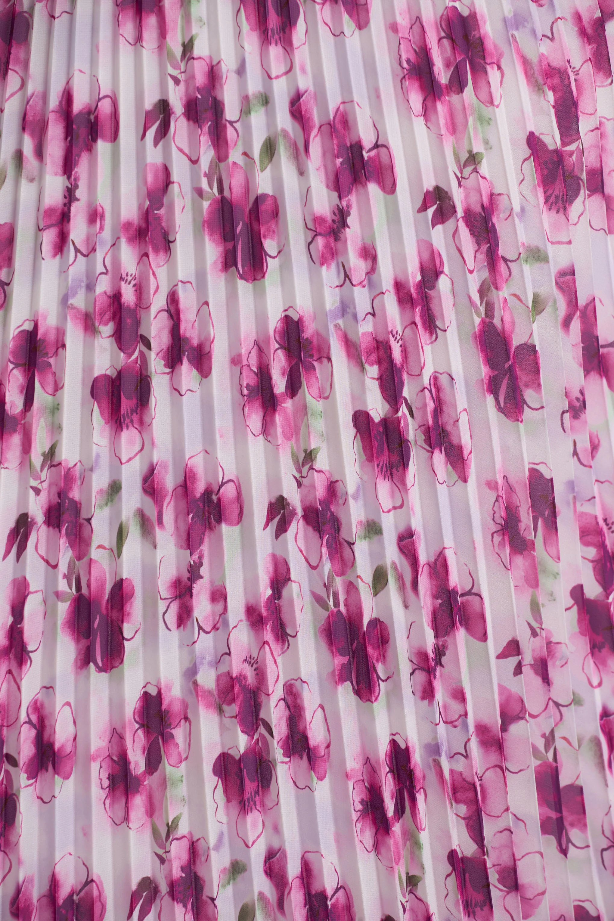 Refractive | Purple Floral Print Satin Maxi Dress With Halter-Neck and Pleated Skirt - Image 8