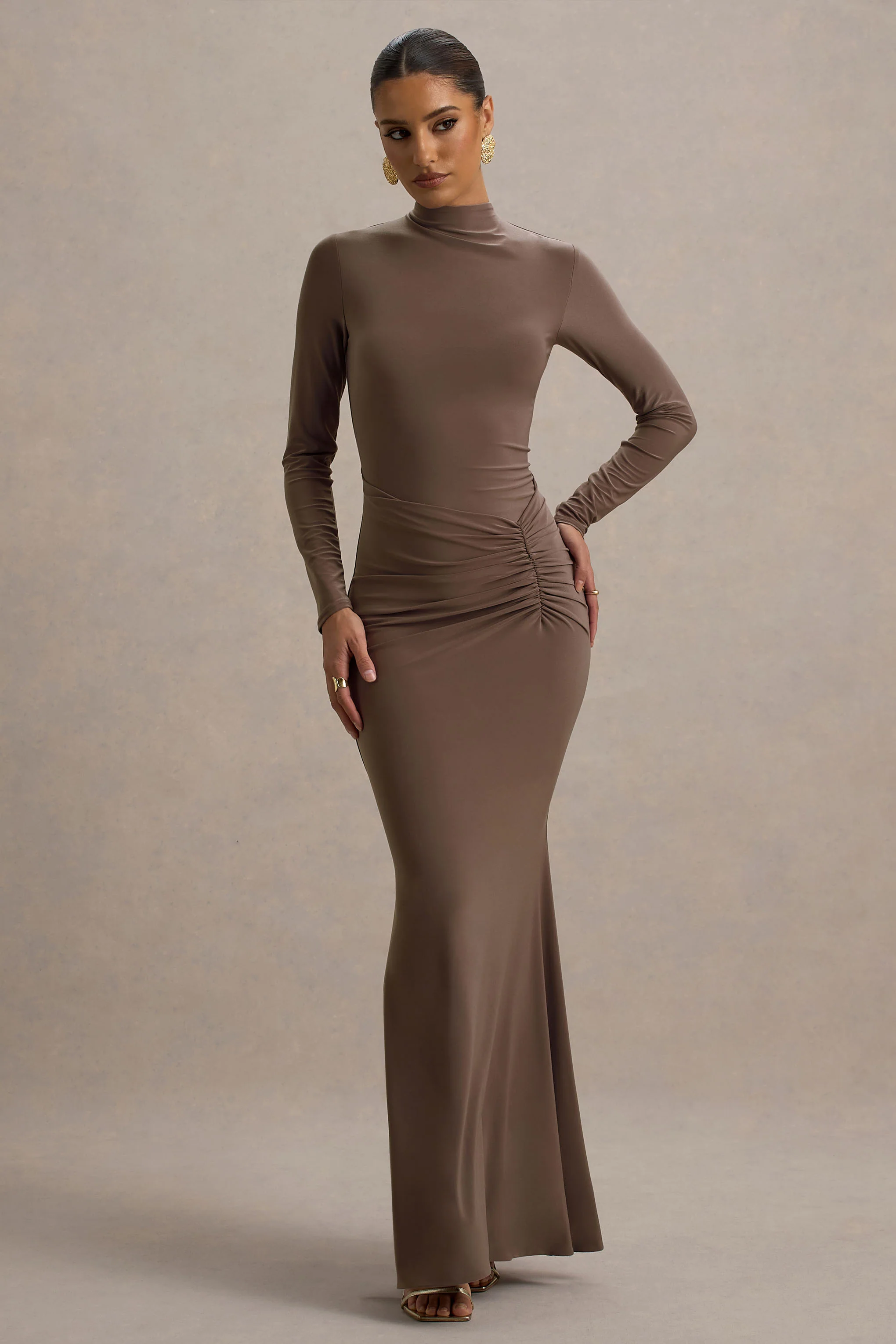 Reid | Brown Long-Sleeve Gathered Maxi Dress - Image 4