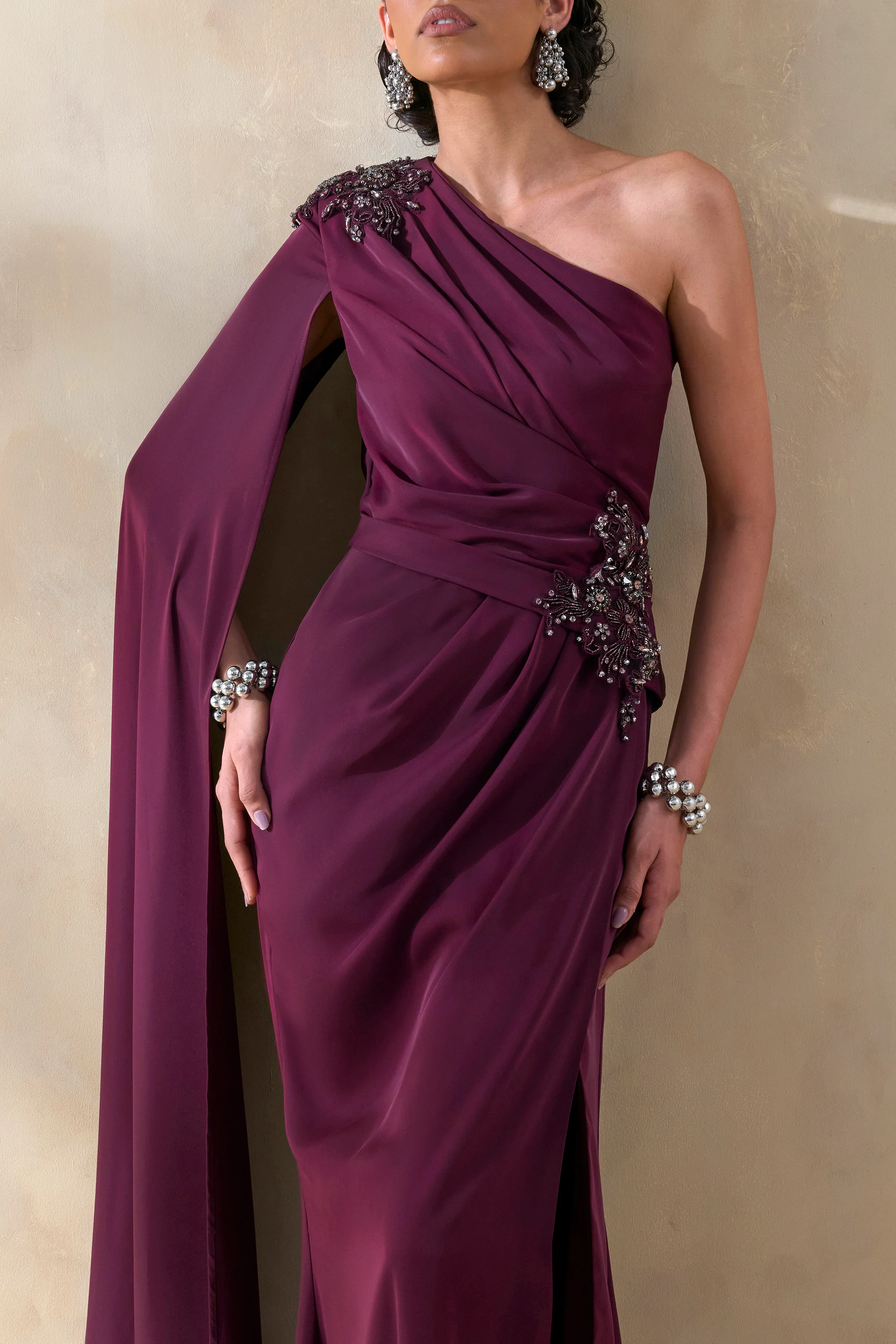 Solace | Dark Plum Asymmetric-Neck Maxi Dress With Front-High Split - Image 3