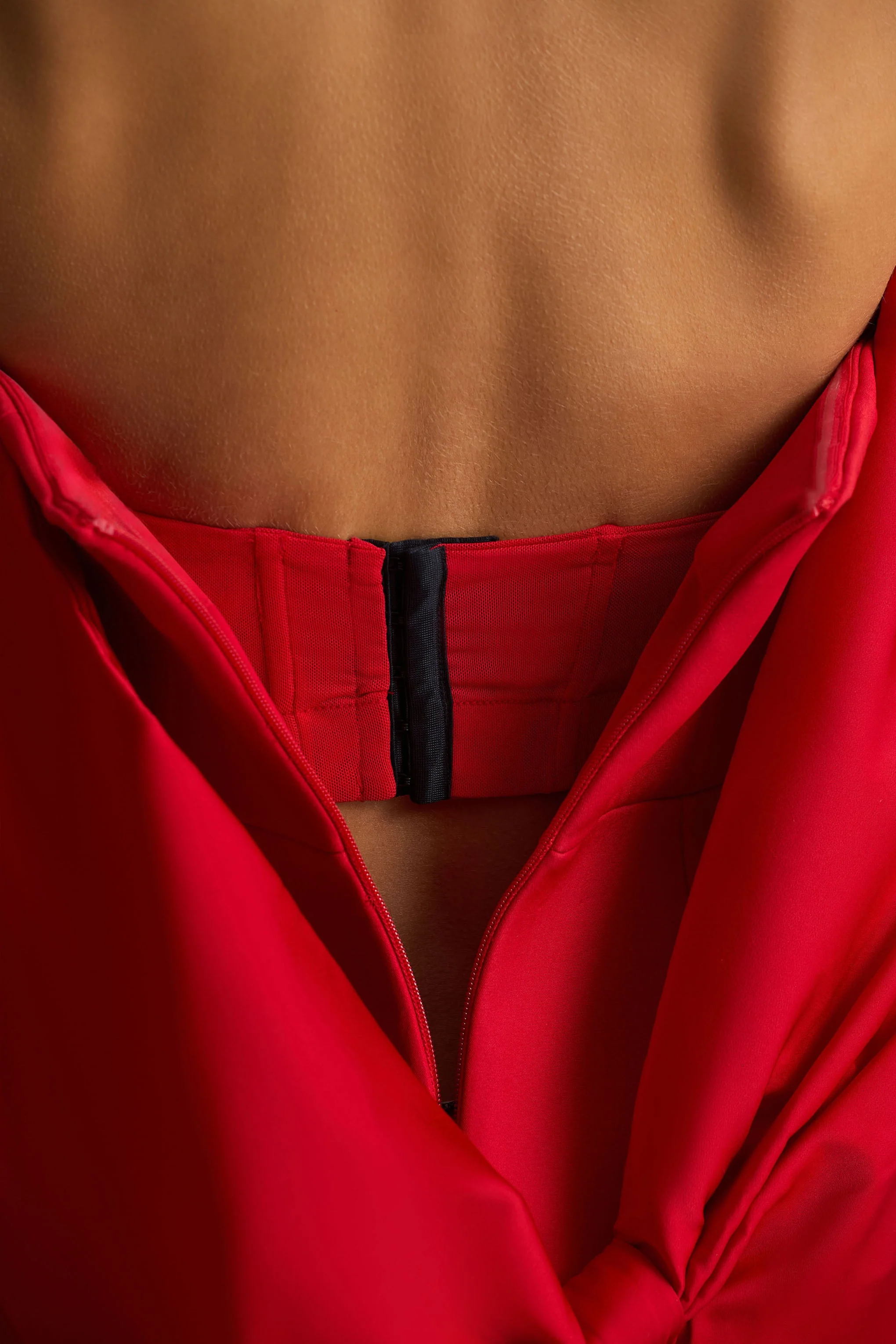 Tindra | Red Bandeau-Neck Mini Dress With Bow Sleeves - Image 4