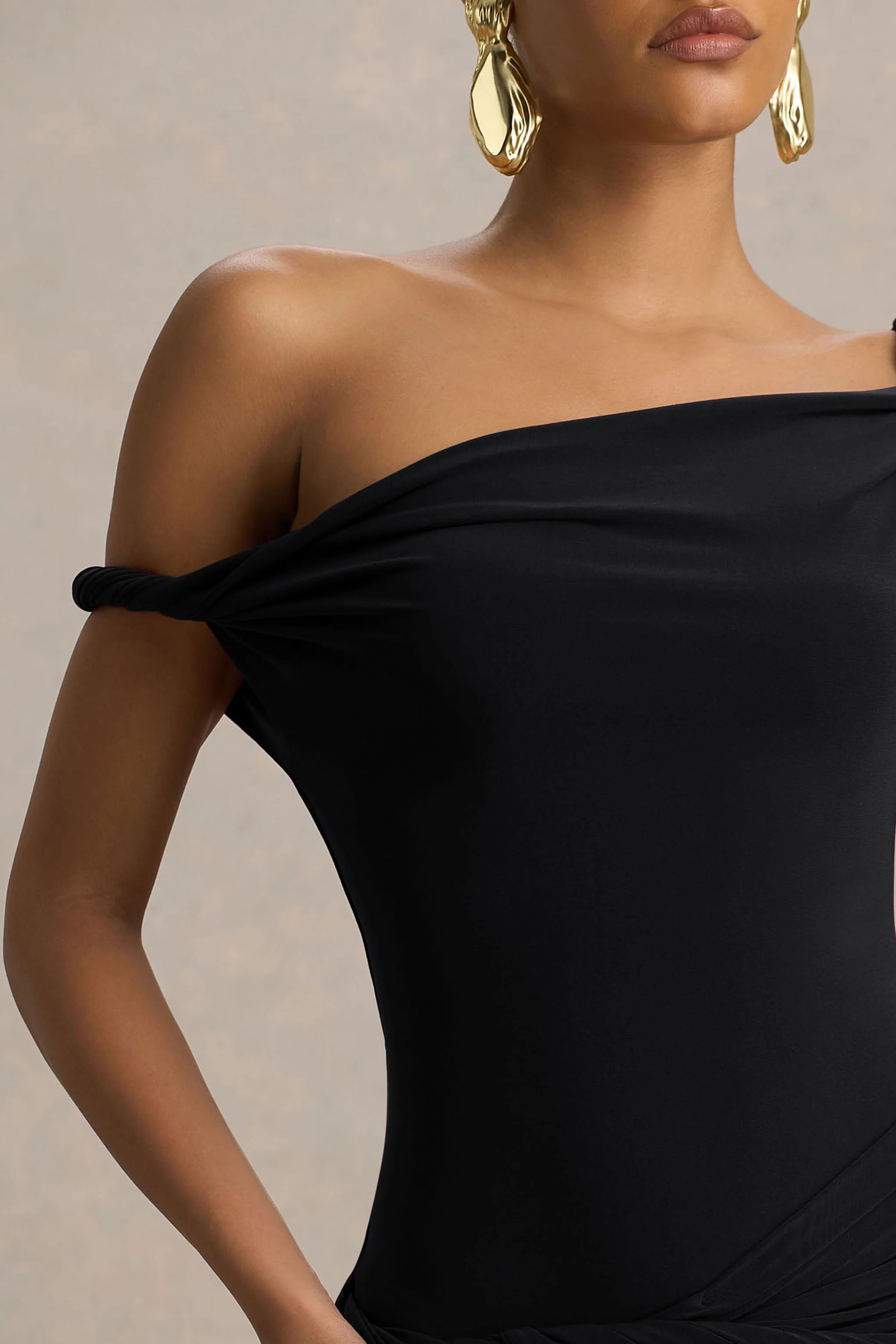 Tulisa | Black Asymmetric-Neck Maxi Dress With Twist Sleeves And Ruched Detailing - Image 3